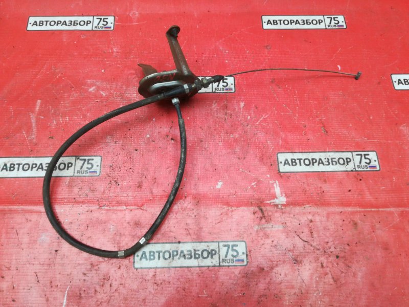 Тросик газа NISSAN R'NESSA N30 SR20DE Б/У