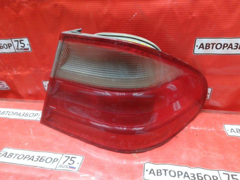 Стоп-сигнал правый MERCEDES-BENZ CLK-Class 1998 W208 M111E23MLEVO Б/У