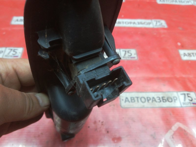 Кнопка стеклоподъемника передняя левая HONDA HR-V GH2 D16A