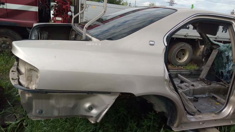 Запчасть крыло заднее правое HONDA INSPIRE UA4 J25A Б/У Крыло заднее правое HONDA INSPIRE UA4 J25A Б/У