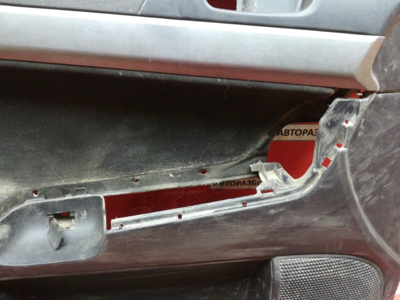 Обшивка двери передняя левая MITSUBISHI GALANT FORTIS CY4A