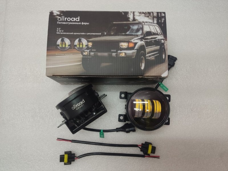 LED универсальные противотуманные фары 6000К Pajero