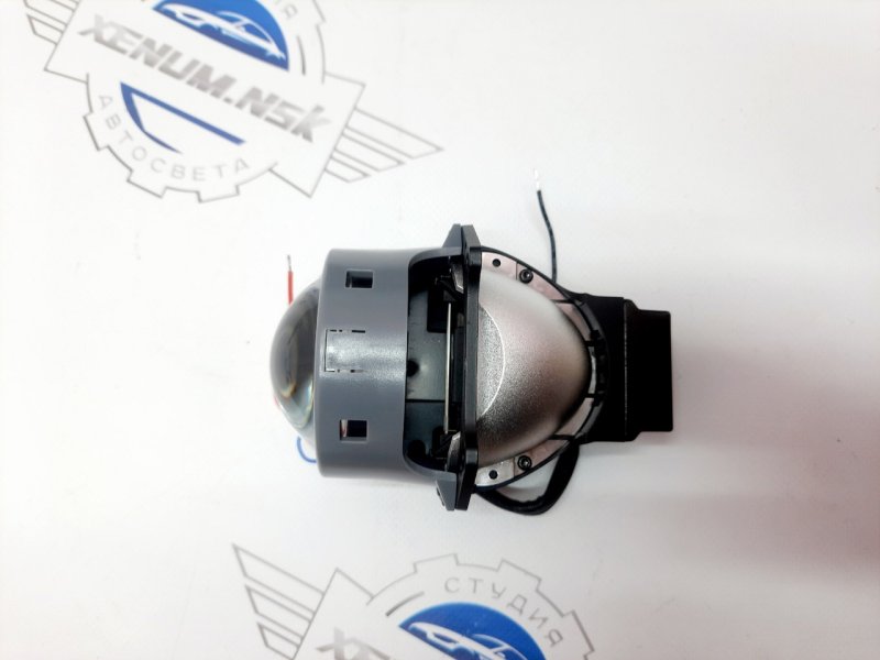 Линзы фары Bi-LED X-Bright 07+ Touareg GP