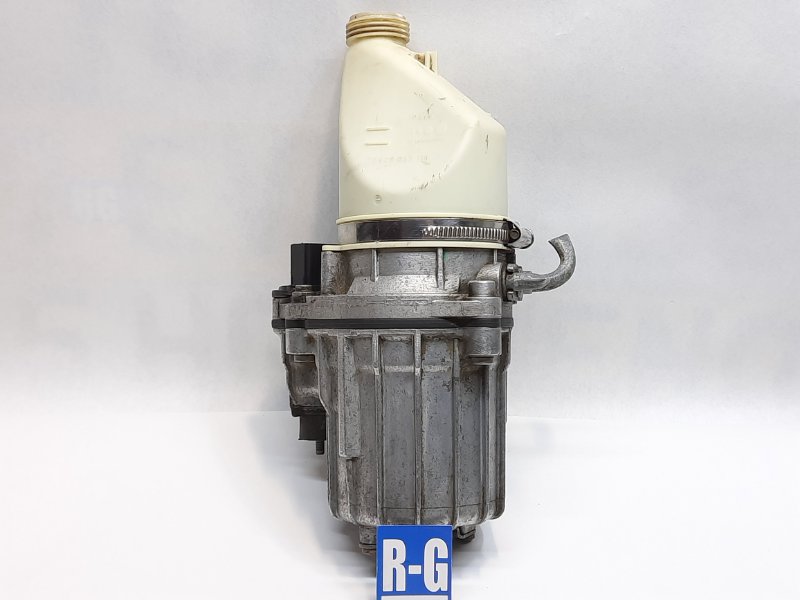 Насос ЭГУР ZF Opel Zafira B 93196065 контрактная