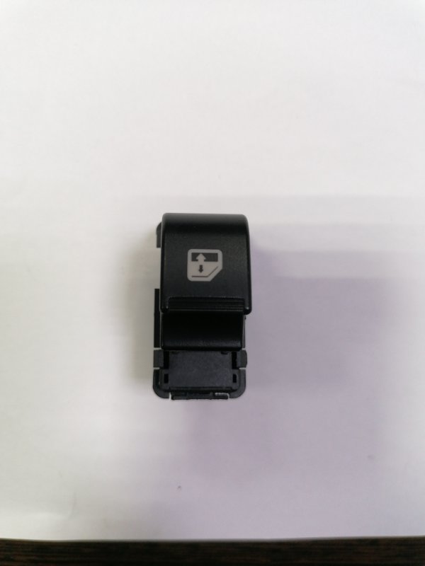 Кнопка стеклоподъемника