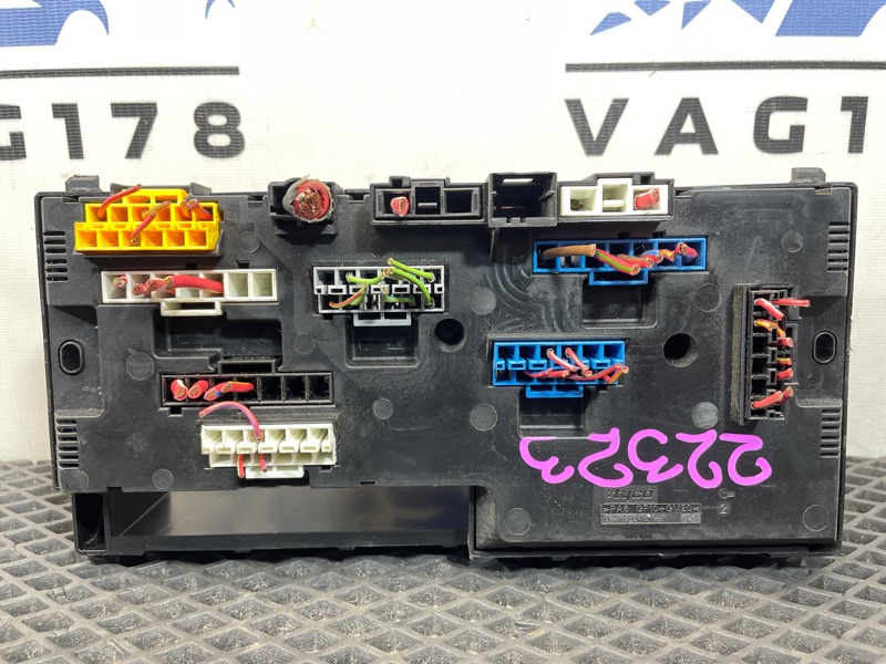 Блок предохранителей X3 2011 F25 N47N 2.0d