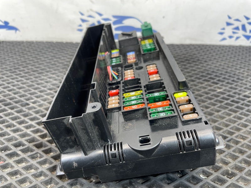 Блок предохранителей X3 2011 F25 N47N 2.0d