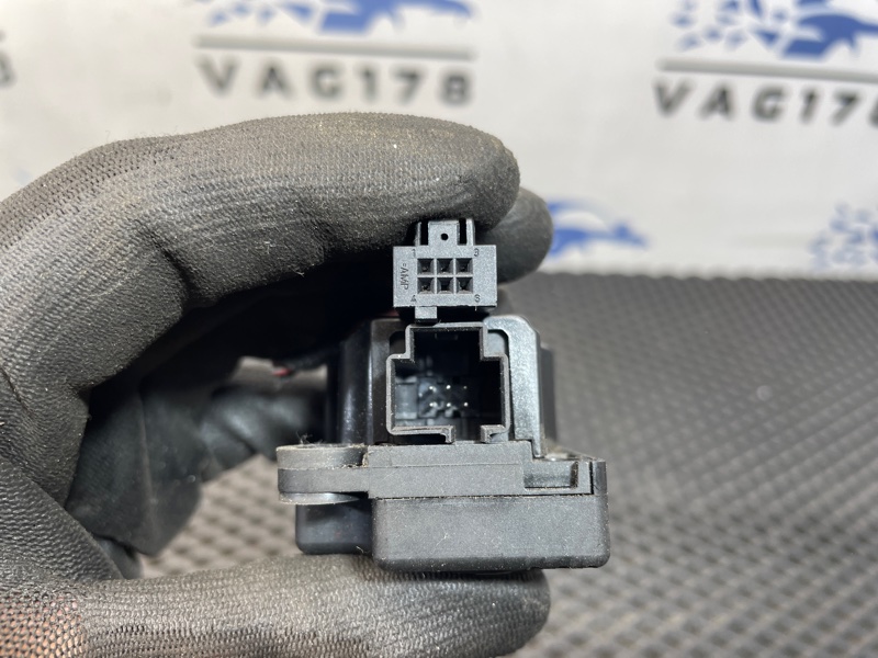 Моторчик заслонки отопителя Insignia 2011 A20DTH