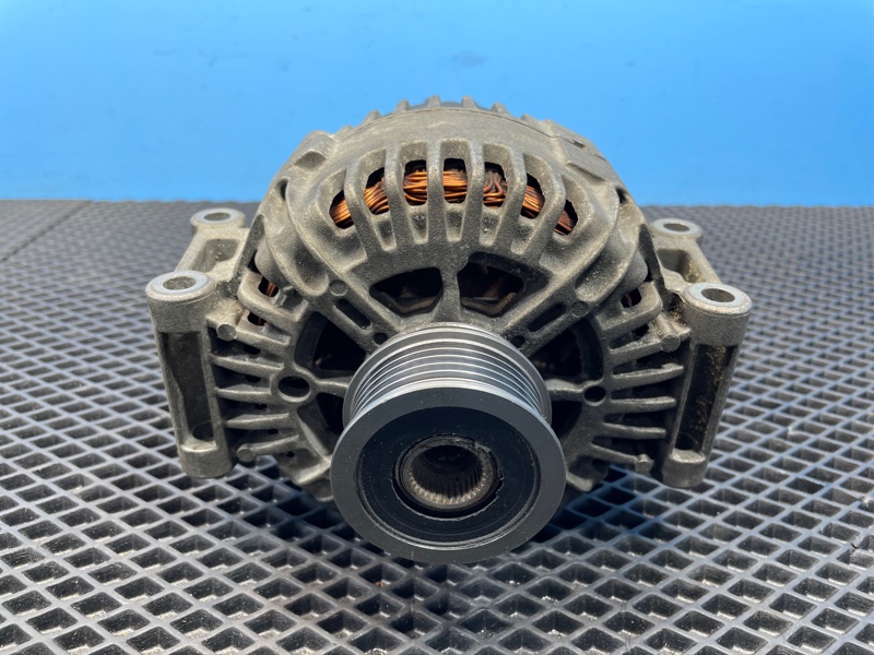 Генератор A4 2006 B7 BFB 1.8