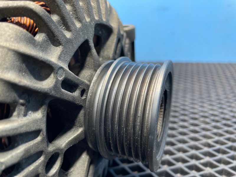 Генератор A4 2006 B7 BFB 1.8