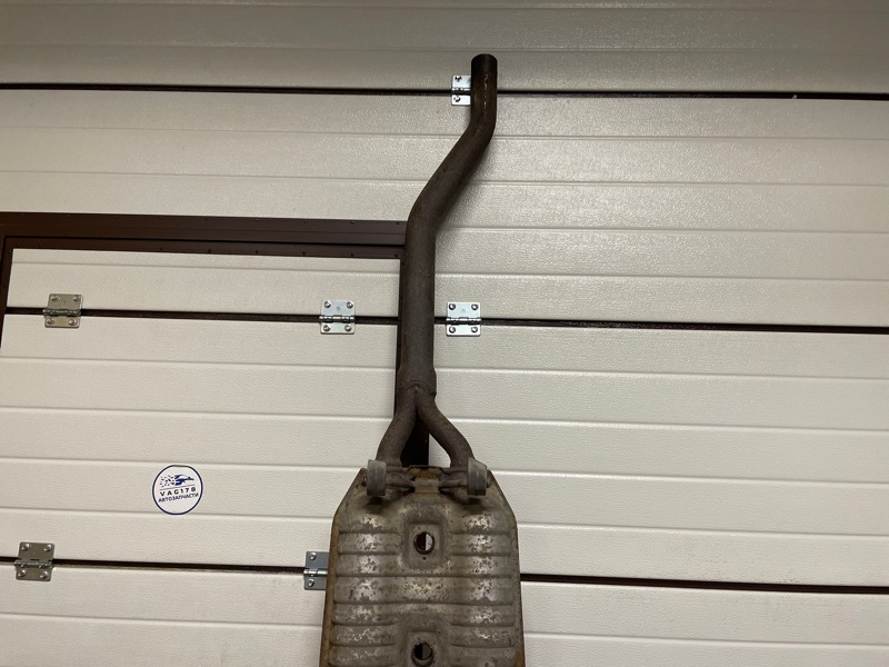 Глушитель A4 2006 B7 BFB 1.8