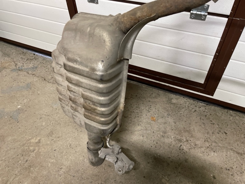 Глушитель A4 2006 B7 BFB 1.8