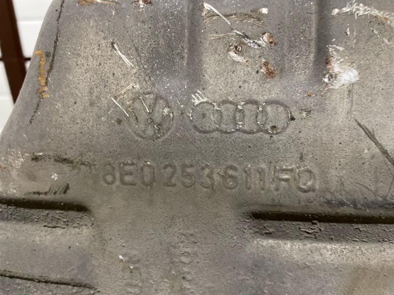 Глушитель A4 2006 B7 BFB 1.8