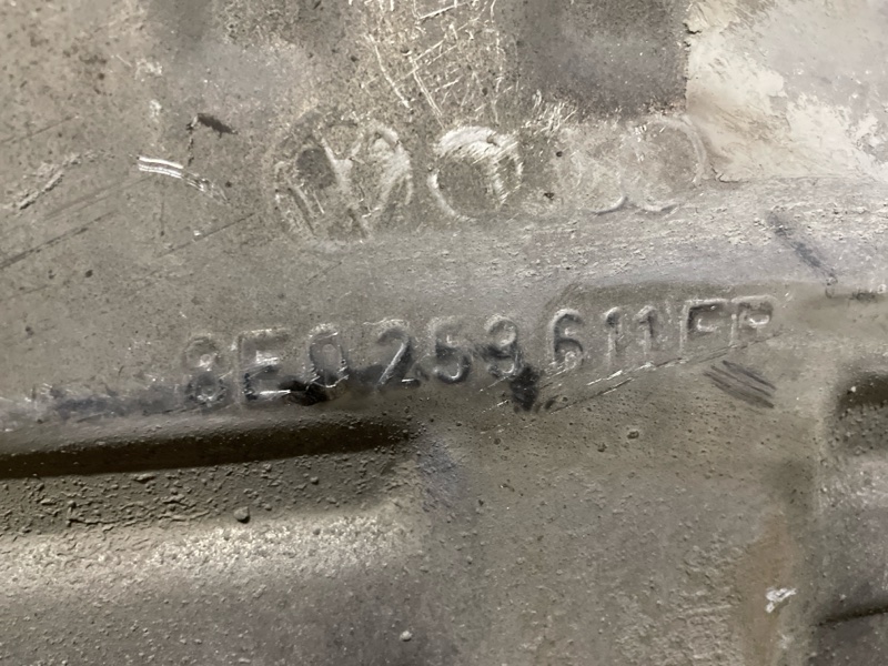 Глушитель A4 2006 B7 BFB 1.8