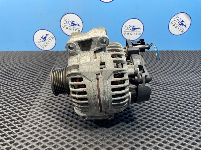 Генератор Audi TT 2009 8J3 CCZ 2.0L 06B903016AB контрактная