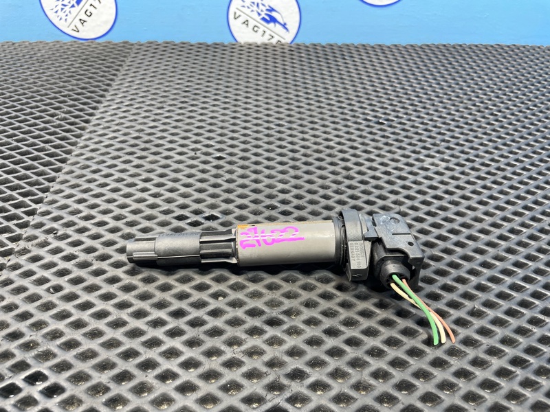 Катушка зажигания BMW 3-series 2009 E90 N46B20B 2.0L 12135A06753 контрактная