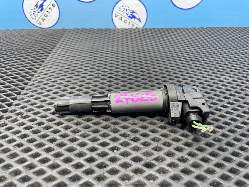 Катушка зажигания BMW 3-series 2009 E90 N46B20B 2.0L 12135A06753 контрактная