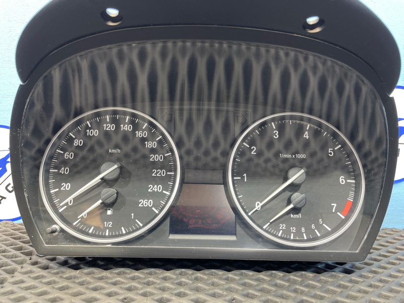 Панель приборов X1 2012 E84 N20B20A Панель приборов X1 2012 E84 N20B20A