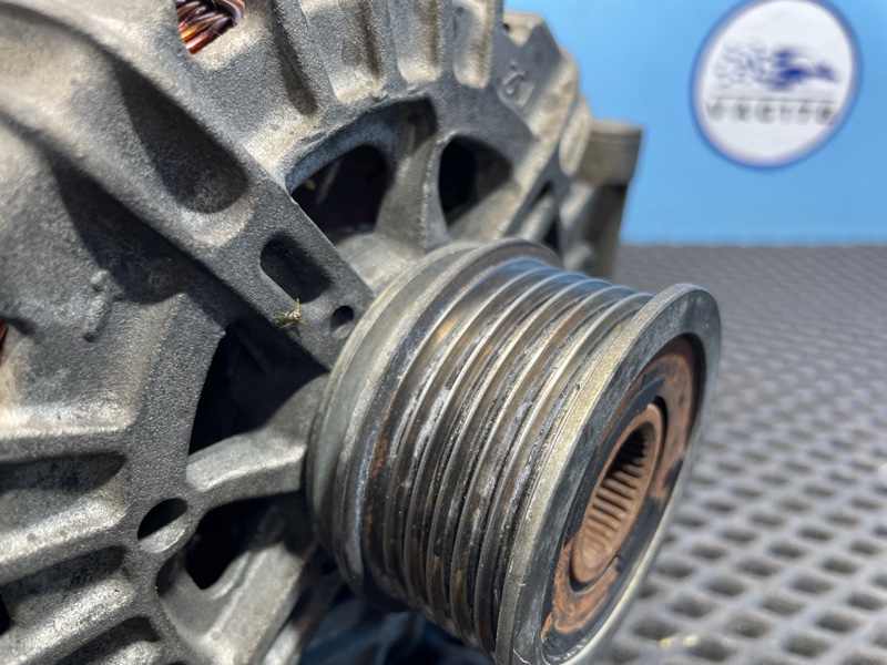 Генератор Tiguan 2008 5N CAW 2.0L