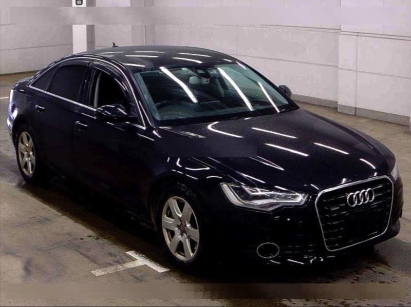 Трубка кондиционера A6 2013 C7 CGWD 3.0L Трубка кондиционера A6 2013 C7 CGWD 3.0L