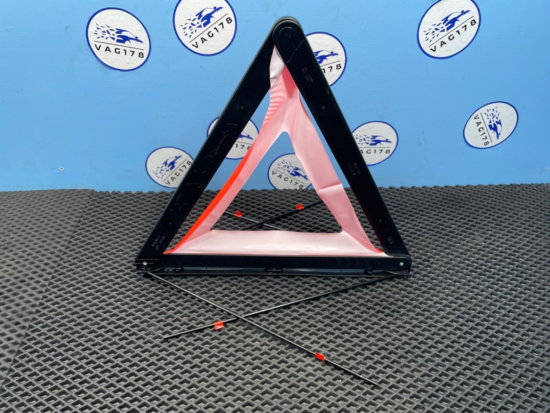 Знак аварийной остановки X1 2011 E84 N46B20B 2.0L