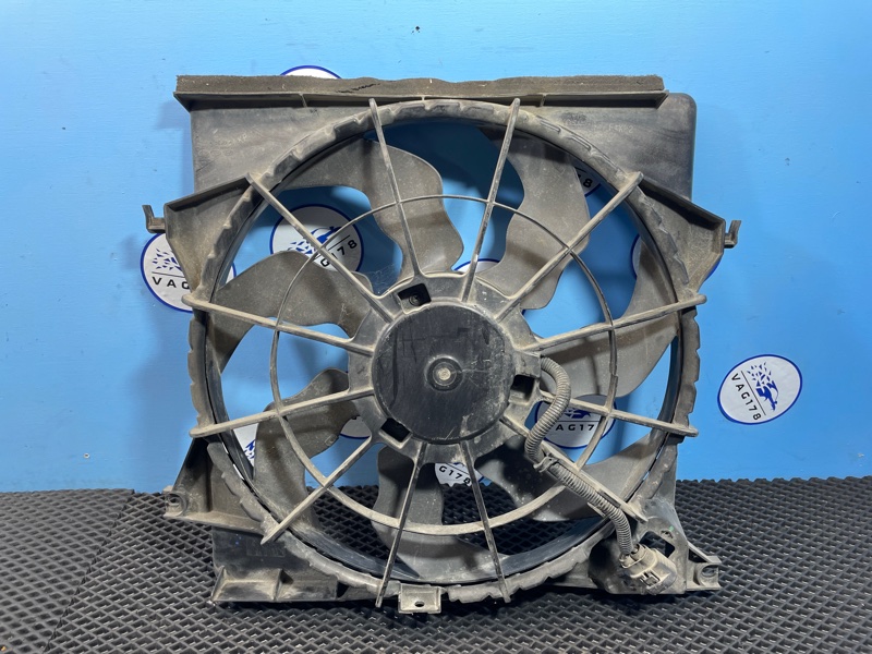 Диффузор вентилятора IX35 2010 D4HA 2.0