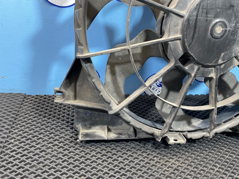 Диффузор вентилятора IX35 2010 D4HA 2.0