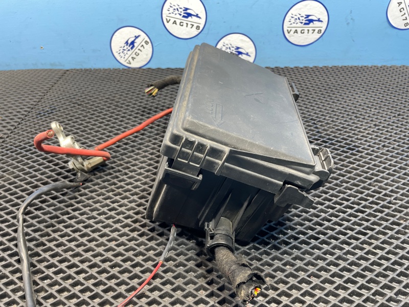 Блок предохранителей Corsa 2010 D Z12XEP