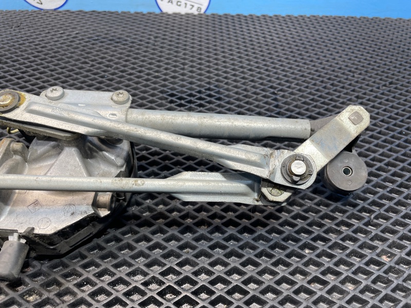 Трапеция стеклоочистителей Corsa 2010 D Z12XEP Трапеция стеклоочистителей Corsa 2010 D Z12XEP