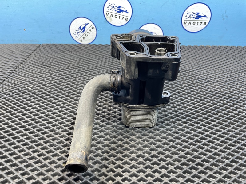 Корпус масляного фильтра SuperB 2012 B6 CFGB 2.0L