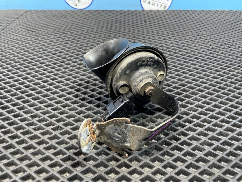 Сигнал звуковой Passat 2008 B6 BXE 1.9