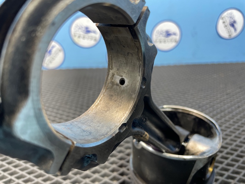 Поршень с шатуном в сборе Pathfinder 2006 R51 YD25DDTi