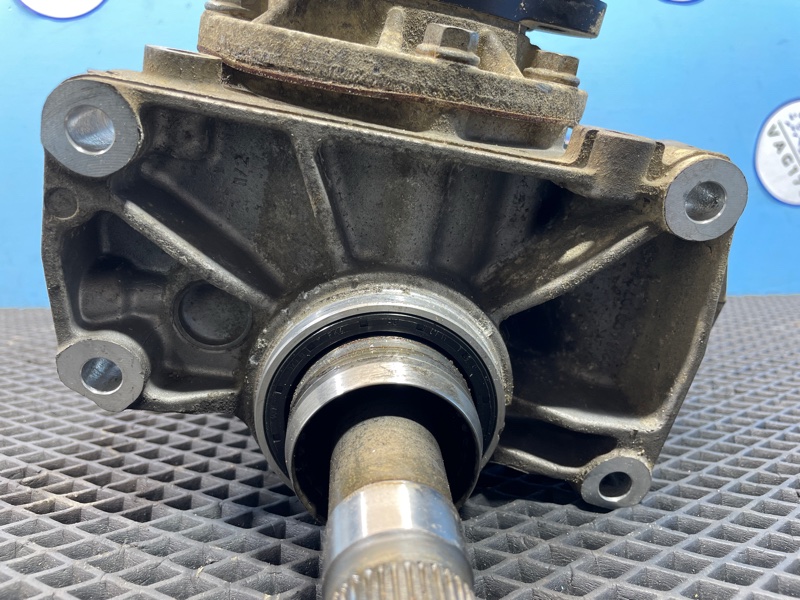 Коробка раздаточная Passat 2010 B6 CBAB 2.0L