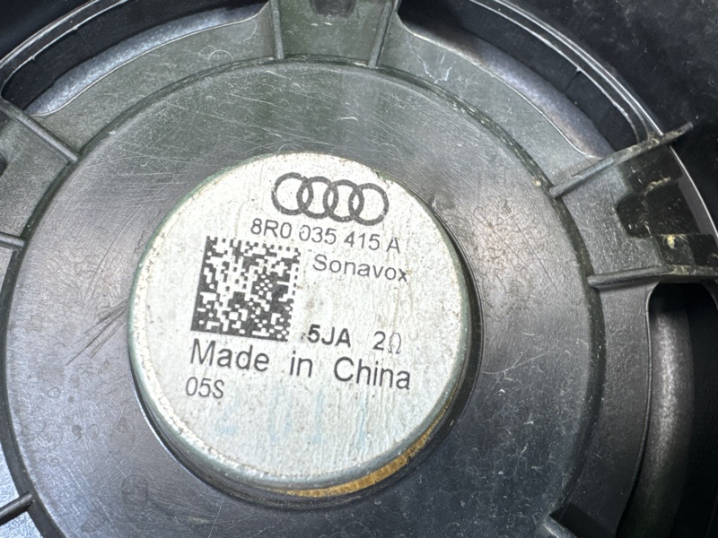 Динамик передний Q5 2011 8R CDNC