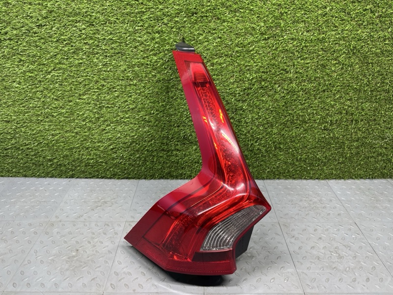 Запчасть фонарь задний левый Volvo V60 2012 FB B6304T4 31395928 контрактная Фонарь задний левый Volvo V60 2012 FB B6304T4 31395928 контрактная