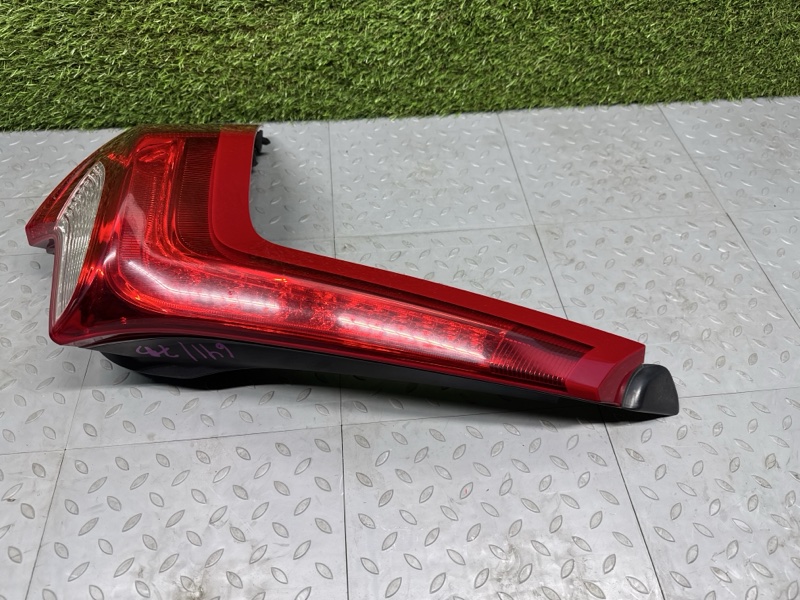 Фонарь задний левый V60 2012 FB B6304T4 Фонарь задний левый V60 2012 FB B6304T4