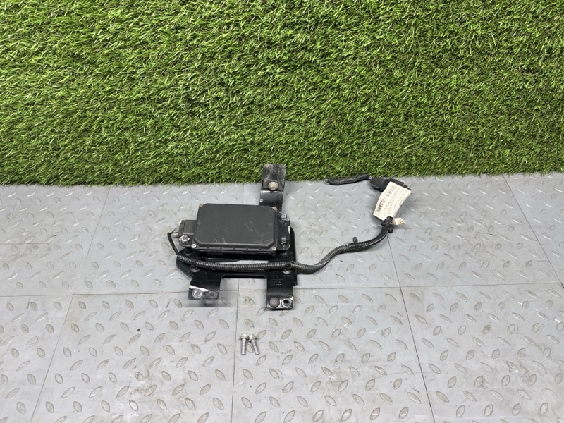 Запчасть радар круиз контроля Volvo V60 2012 FB B6304T4 31318999 контрактная Радар круиз контроля Volvo V60 2012 FB B6304T4 31318999 контрактная