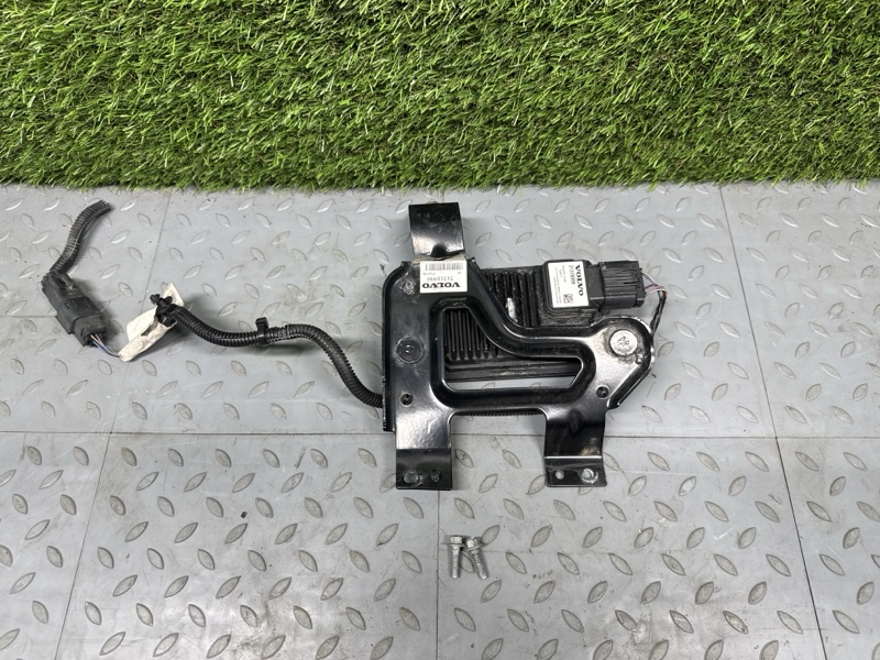Радар круиз контроля V60 2012 FB B6304T4 Радар круиз контроля V60 2012 FB B6304T4