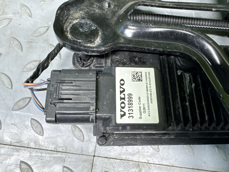 Радар круиз контроля V60 2012 FB B6304T4 Радар круиз контроля V60 2012 FB B6304T4