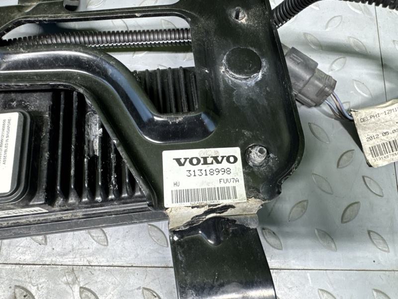 Радар круиз контроля V60 2012 FB B6304T4 Радар круиз контроля V60 2012 FB B6304T4