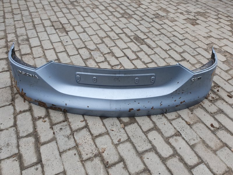 Запчасть накладка двери багажника задняя Opel Insignia 2013 A караван Б/У Накладка двери багажника задняя Opel Insignia 2013 A караван Б/У