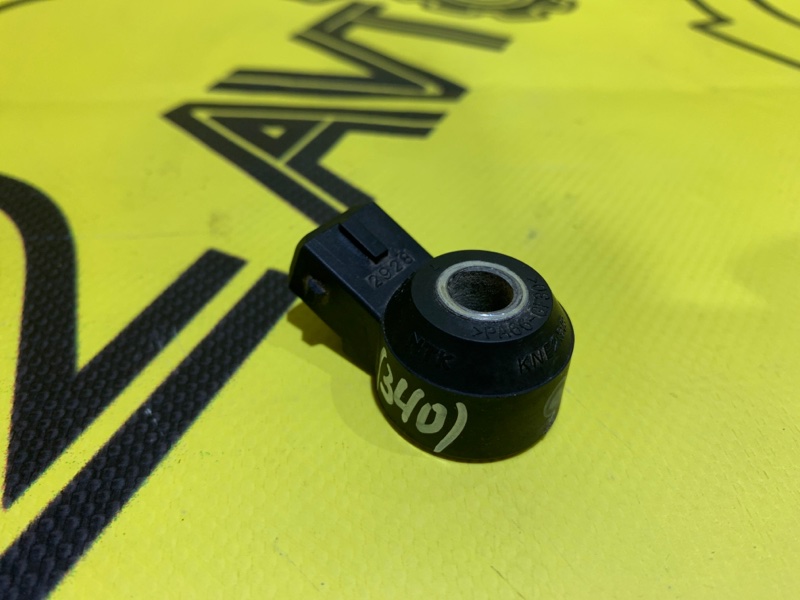 Датчик детонации Mitsubishi Outlander 2012 GF8W 4J12 1865A040 контрактная