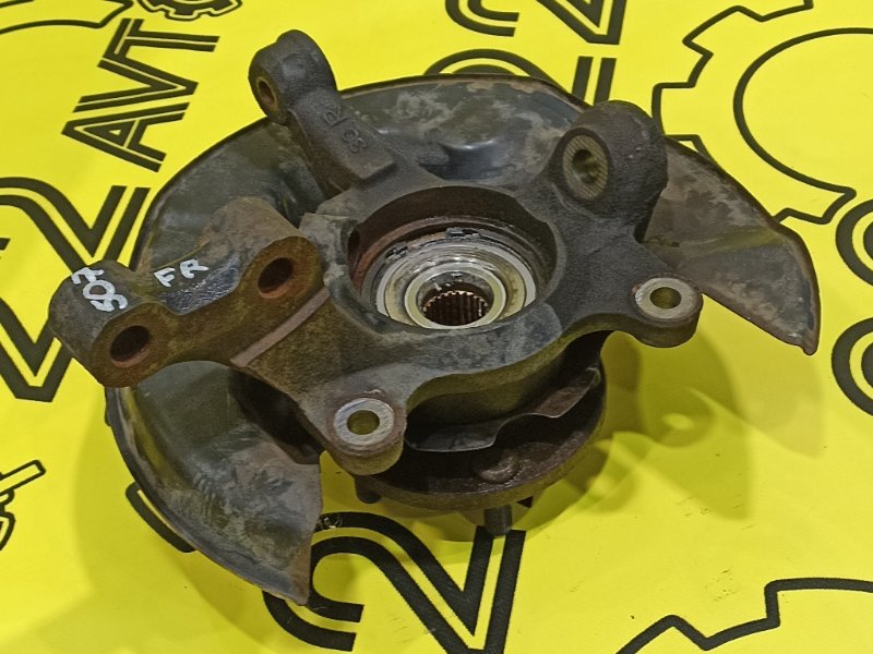 Ступица передняя правая Opa 2000 ZCT10 1ZZ-FE Ступица передняя правая Opa 2000 ZCT10 1ZZ-FE