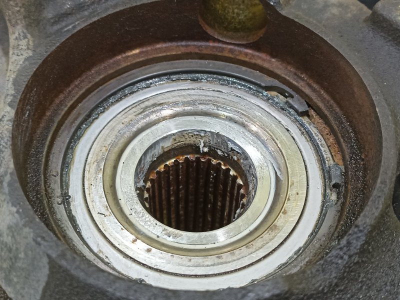 Ступица передняя правая Opa 2000 ZCT10 1ZZ-FE Ступица передняя правая Opa 2000 ZCT10 1ZZ-FE