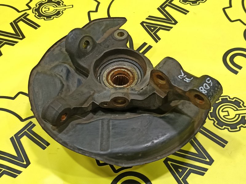 Ступица передняя правая Vista Ardeo 2002 ZZV50 1ZZ-FE Ступица передняя правая Vista Ardeo 2002 ZZV50 1ZZ-FE