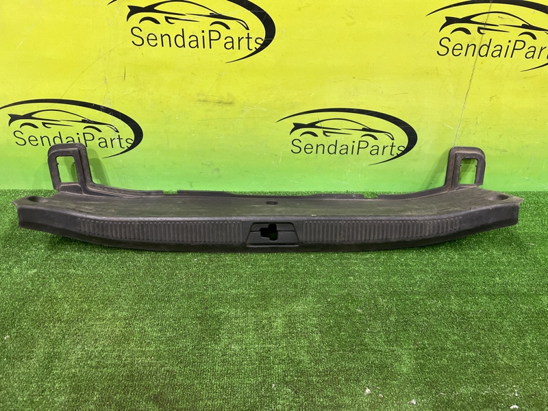 Пластик замка багажника GS350 GRS191 2GRFSE