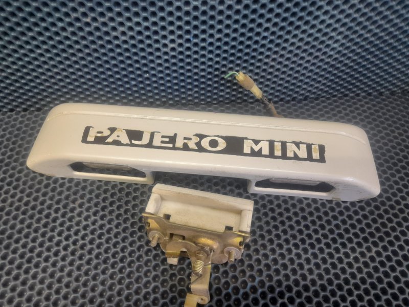 Ручка задней двери Pajero Mini H58A