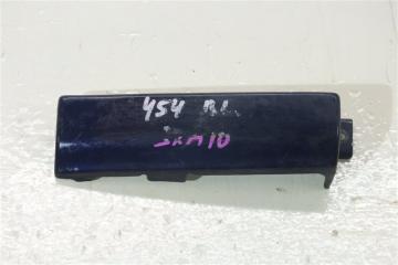Фото запчасти крепление фары заднее левое Toyota RAV4 1996 Б/У запчасть Запчасть крепление фары заднее левое Toyota RAV4 1996
