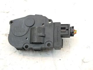 Сервопривод заслонки печки BMW 1-series 2005 Б/У Сервопривод заслонки печки BMW 1-series 2005