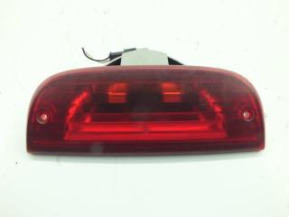 Фото запчасти стоп-вставка задняя Jeep Cherokee 2004 контрактная запчасть Запчасть стоп-вставка задняя Jeep Cherokee 2004
